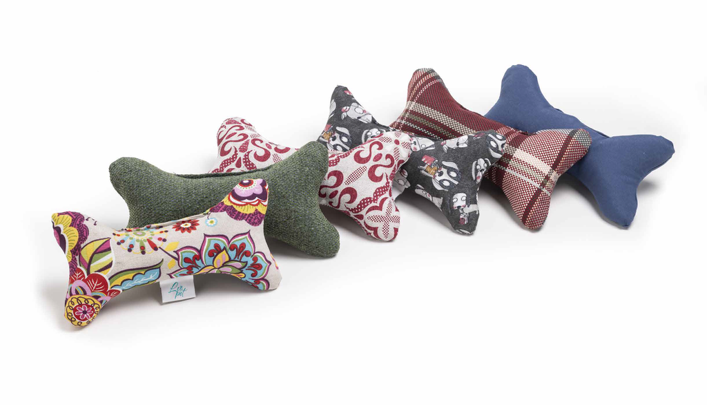 LEO PET HUESO DE TELA PARA PERROS MIXTO DE NUECES Y TELAS 29X15X7 CM