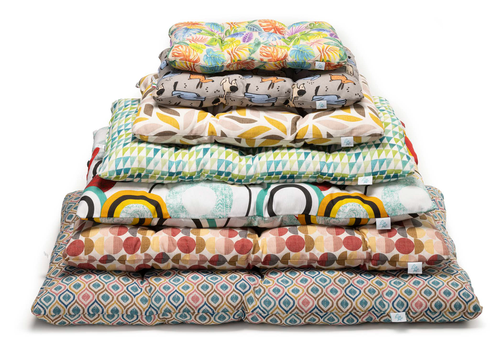 LEO PET COJIN BOMBER ESTAMPADO VARIADO 55X90 CM