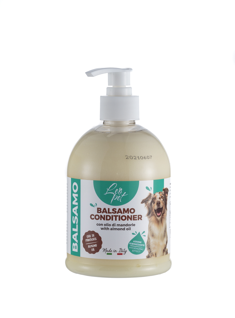 LEO PET CHAMPÚ BÁLSAMO CON ACEITE DE ALMENDRAS  500ml